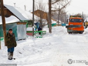 Сегодня в городе продолжится очистка тротуаров и внутриквартальных проездов