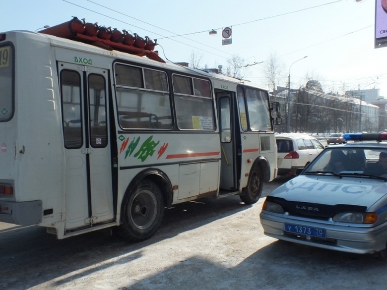 Полицейские задержали водителя томского автобуса с признаками опьянения