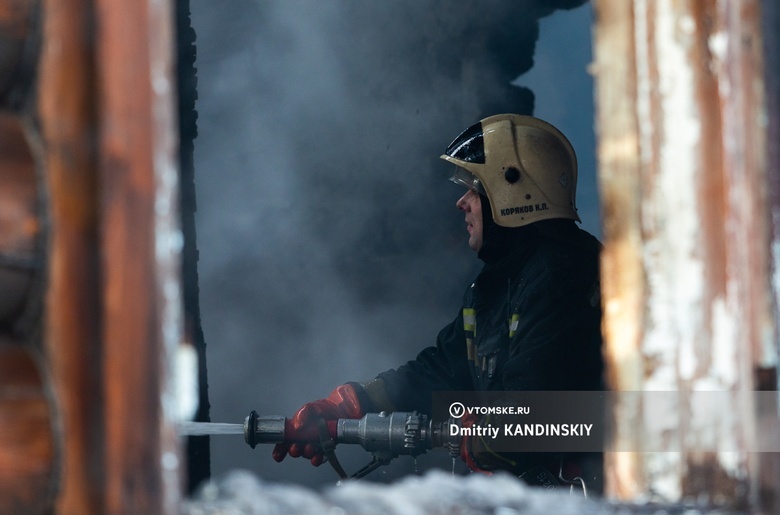 Пожар в жилом доме Томска унес жизнь пенсионера