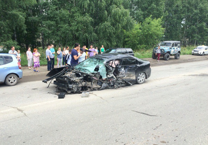 Водитель погиб в столкновении Honda и Toyota в Томске