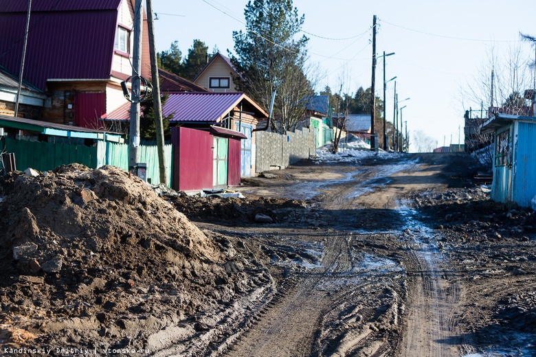 Власти оштрафовали подрядчика за разбитые дороги в Сосновом Бору