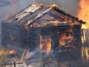 За сутки пожары унесли жизни пяти человек
