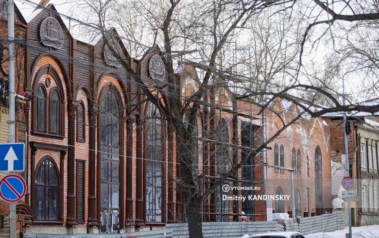Суд назначил экспертизу по спорному зданию в историческом районе Томска