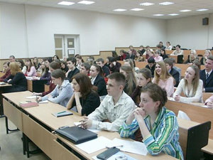 Из опрошенных в 2010 году студентов 4% употребляют наркотики регулярно