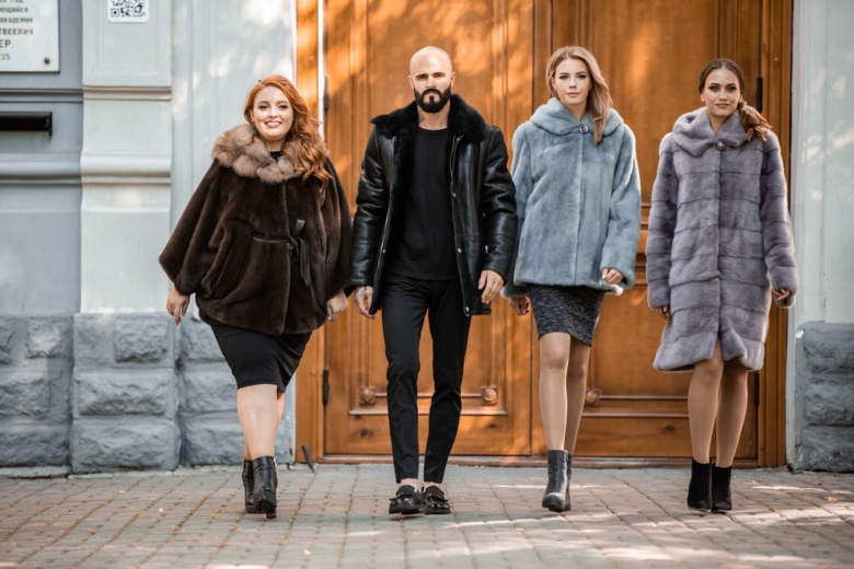 Скидки до 50% на шубы, дубленки, пуховики и пальто в «Метео S»