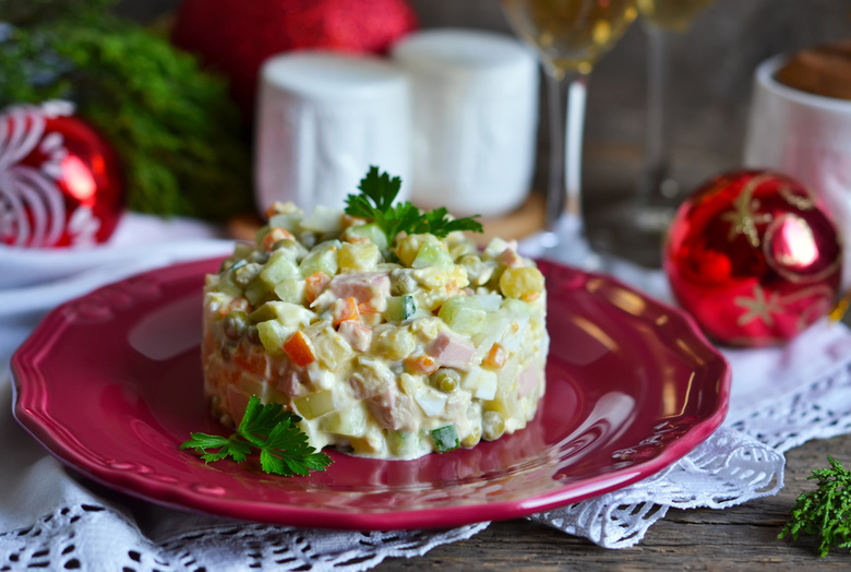 Исследование: за 2016г салат «Оливье» подорожал для томичей на 2 рубля