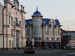Удар по фасаду. Мэрия продолжает борьбу с самовольной рекламой