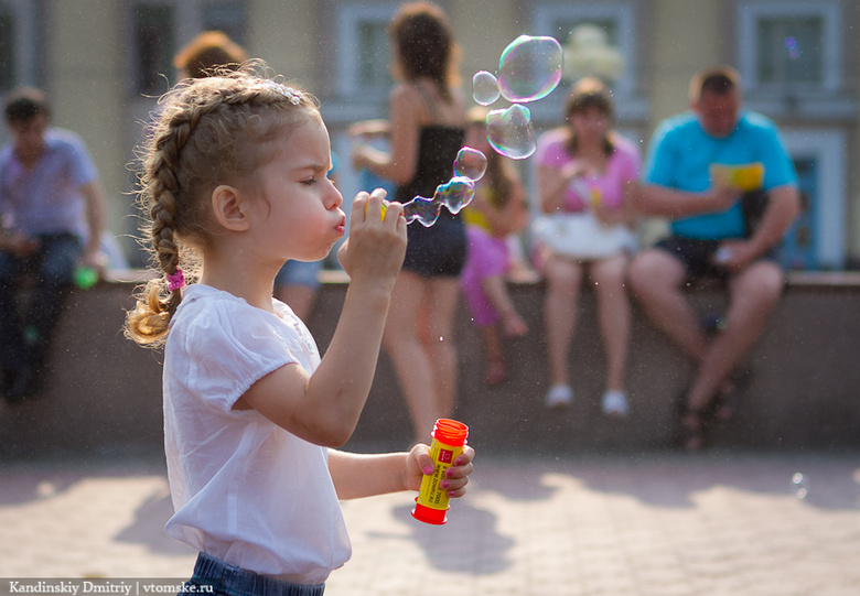 В Томске многодетных родителей научат решать конфликты между детьми