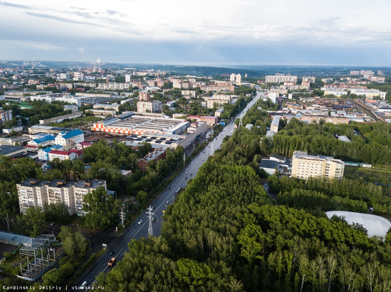 Специалисты отрегулировали светофор на въезде в Томск, чтобы уменьшить пробки