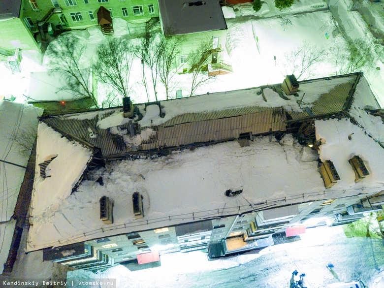 Власти: рухнувшую крышу в доме на Вершинина восстановят за счет фонда капремонта