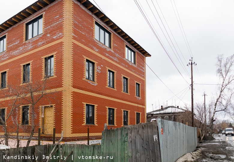 Недостроенный дом в историческом центре Томска потребуют переделать или снести