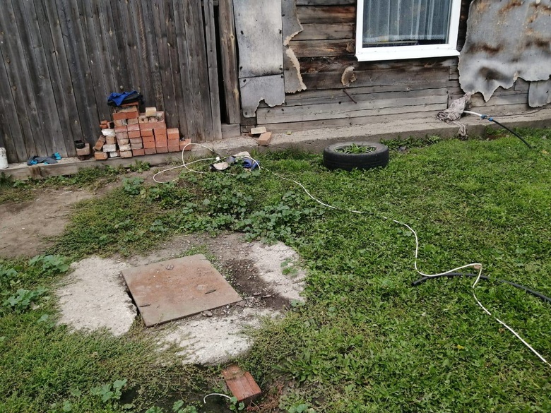 Двухлетний ребенок погиб от удара током в селе Томской области