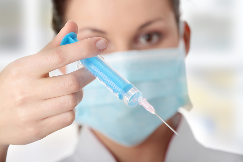 Школьные медработники оштрафованы за вакцинацию детей без уведомления родителей