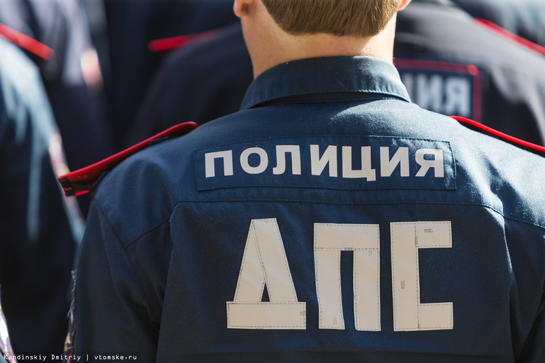 Иномарки столкнулись на выезде из Томска, пострадали 2 человека