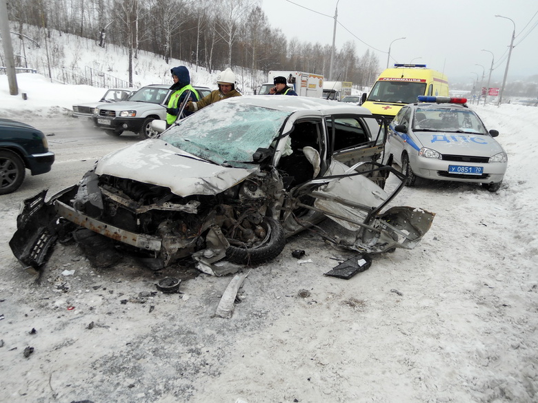 За год из-за плохих дорог ГИБДД привлекла к ответственности 468 человек