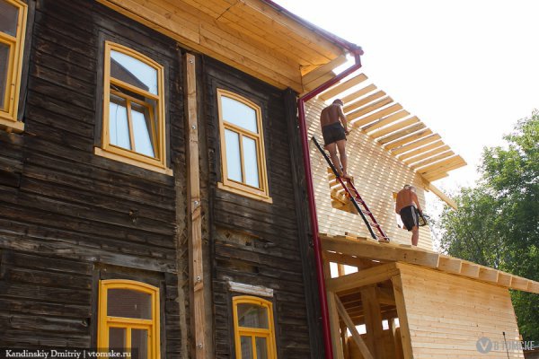Инвесторы жалуются на сложности при восстановлении домов-памятников в Томске