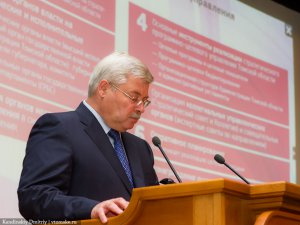 Политические эксперты поставили «пятерку» Сергею Жвачкину