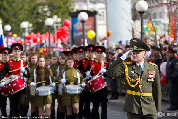 Томичи смогут стать волонтерами парадов Победы в Москве и Севастополе