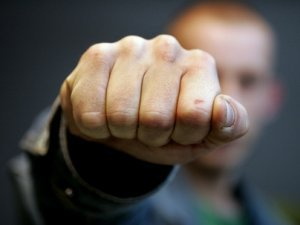 Завершена проверка по факту избиения мужчины учащимся гимназии № 1