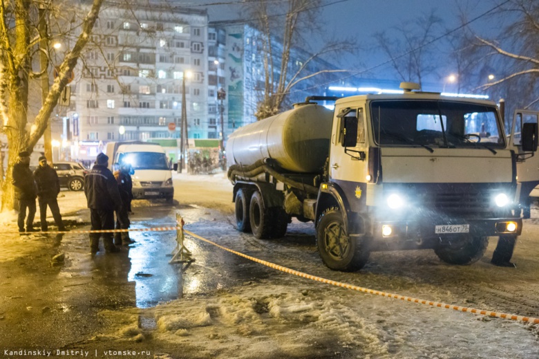 «Томскводоканал» чистит канализацию от засоров и жировых отложений перед паводком