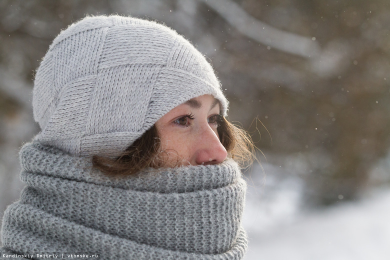 Ограничить долгие поездки и тепло одеваться: рекомендации МЧС томичам в сильные морозы