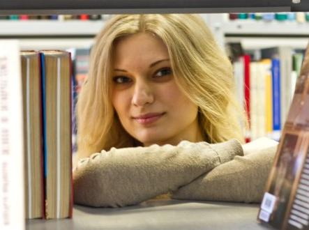 Завтрашнюю ночь горожане смогут встретить в библиотеках