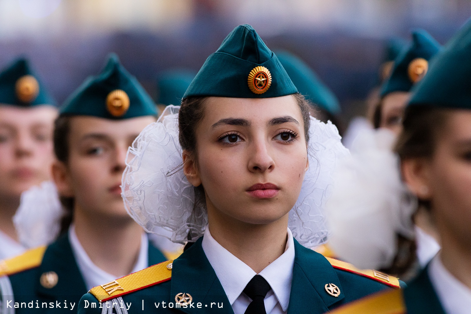 Много юных лиц: в Томске прошла репетиция парада ко Дню Победы | 08.05.2023  | Томск - БезФормата