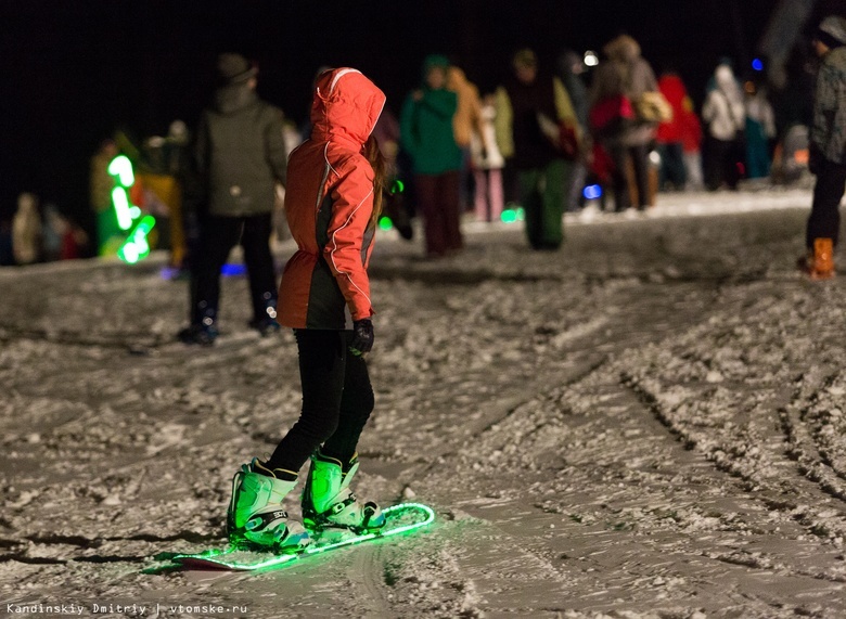 Снежная пушка поможет томским сноубордистам тренироваться при дефиците естественных осадков