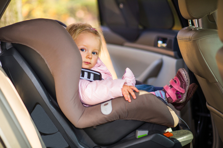 Сотрудники ГИБДД проверят наличие детских кресел в автомобилях
