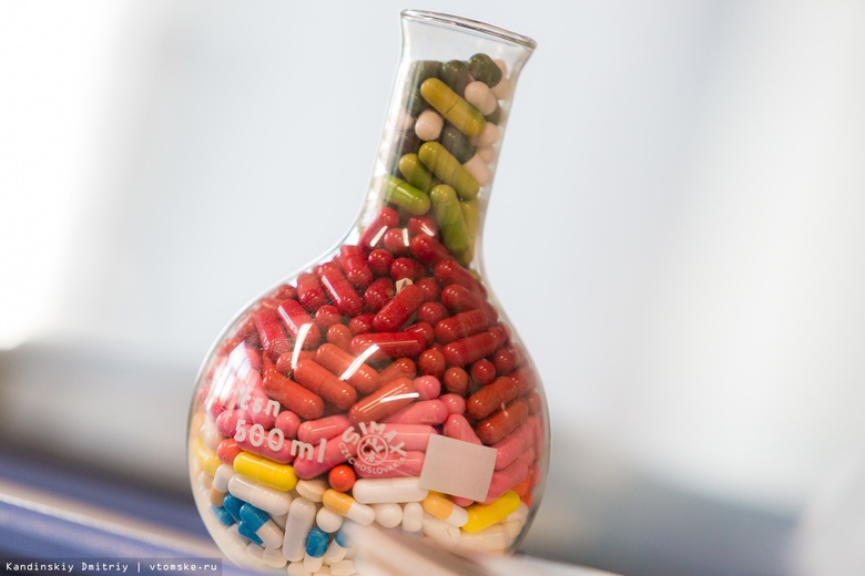 Медики СибГМУ на вебинаре расскажут, можно ли заменять лекарства дешевыми аналогами