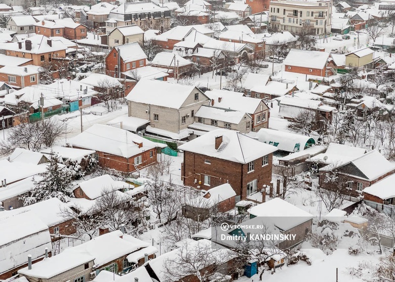 СК завершил проверку по планам отключить томский дачный поселок от электричества