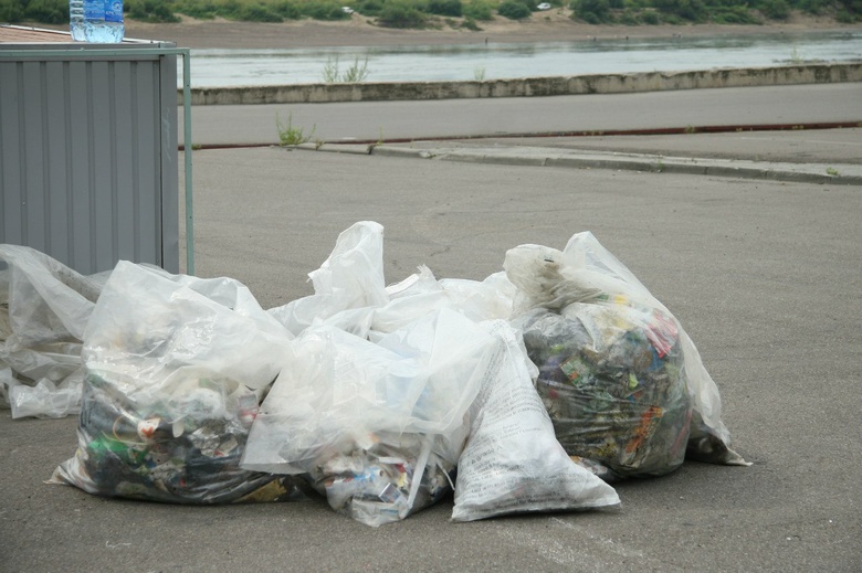 За неделю экомобиль собрал у томичей 180 килограммов мусора на переработку