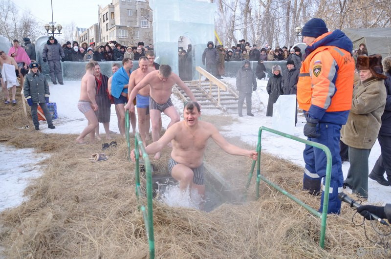 Городские власти организуют Крещенские купания на Белом озере