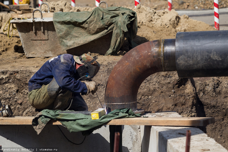 Специалисты досрочно завершили ремонт теплосети на Мичурина в Томске