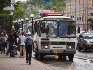 ГИБДД рассматривает возможность переноса нескольких остановок с проспекта Ленина
