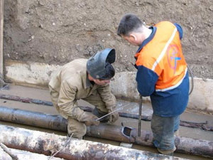 Ремонт городских теплосетей завершится на месяц позже