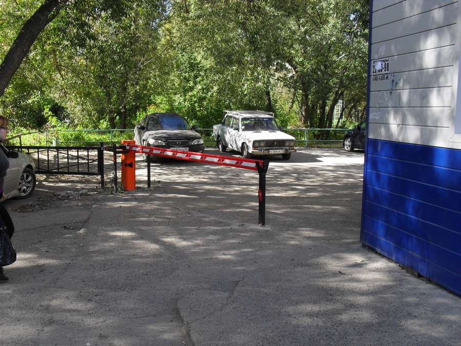 Народные новости: внимание, шлагбаум! (фото)