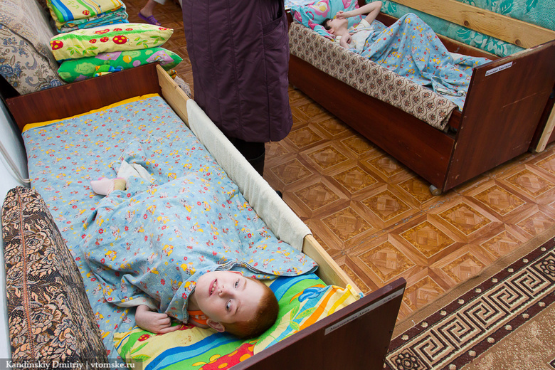 Жвачкин пообещал выделить средства на новый корпус для детского дома в Тунгусово