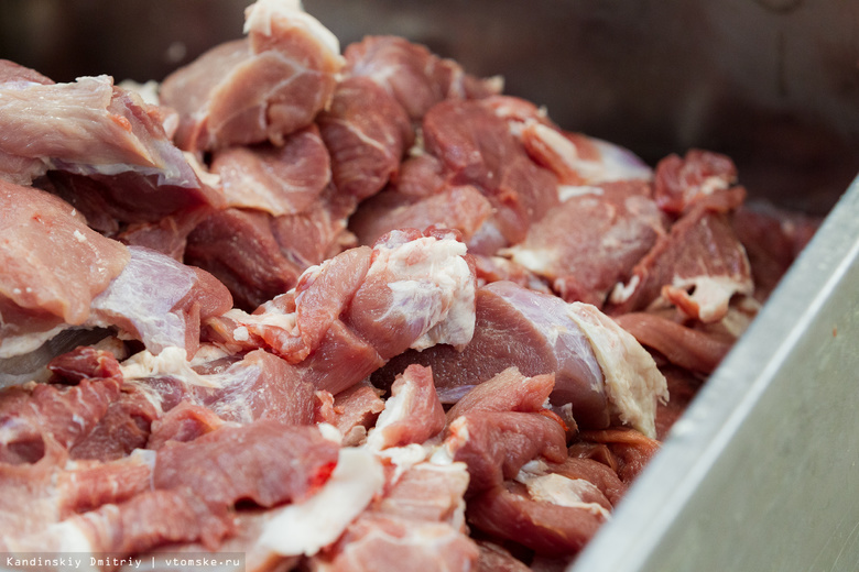 Зараженную африканской чумой свинину нашли в магазинах двух районов Томской области