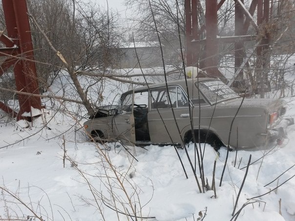 Владелец угнанного автомобиля намерен получить возмещение ущерба с угонщиков