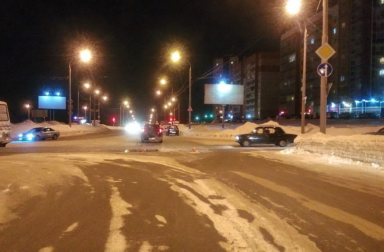 Две женщины пострадали при столкновении авто в Томске