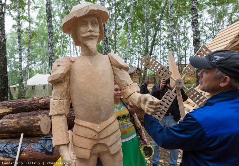 Скульптуры с «Праздника топора» могут выставить на Дне томича