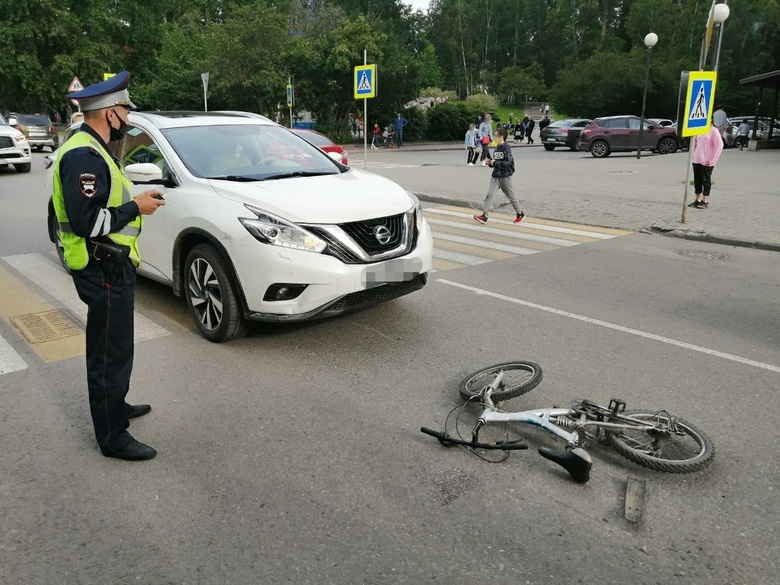 Женщина на Nissan сбила ребенка на велосипеде у Буфф-сада в Томске