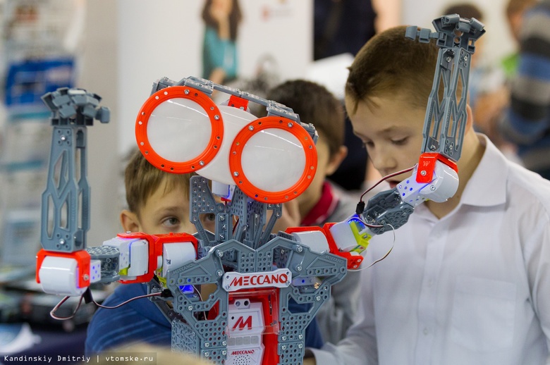 Томичи устроят поединки роботов и соберут башни из макарон на фестивале «Технопредки»