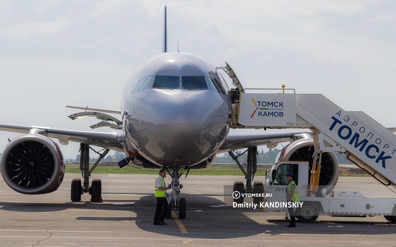 Самолеты из Томска в Казань и Москву задержали по решению авиакомпаний