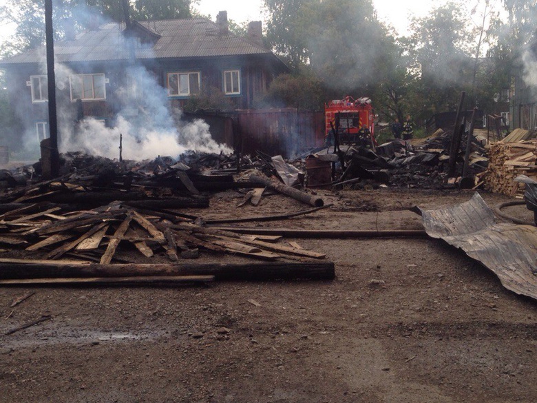 МЧС: спасти сгоревший дом на Шегарском в Томске было невозможно