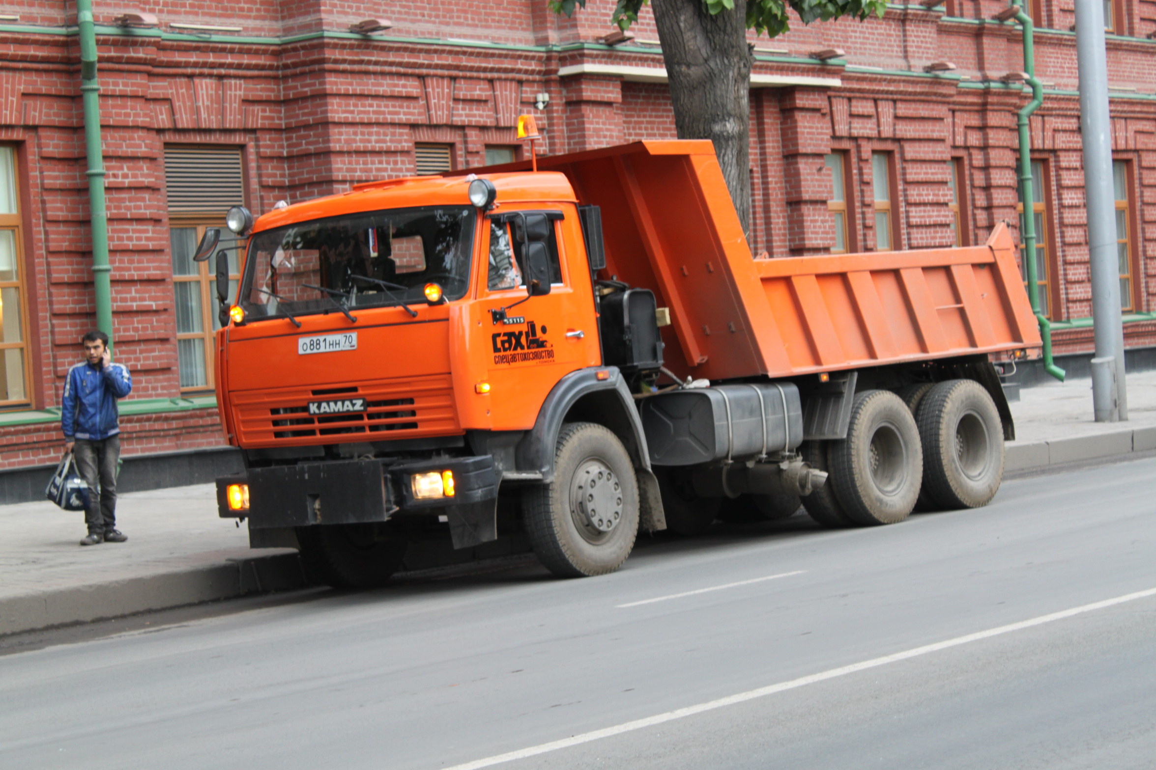 «САХ» оштрафовали на сто тысяч рублей за вывоз мусора на закрытый полигон