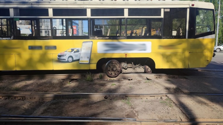 Трамвай сошел с рельсов на пр.Кирова в Томске, есть пострадавшие