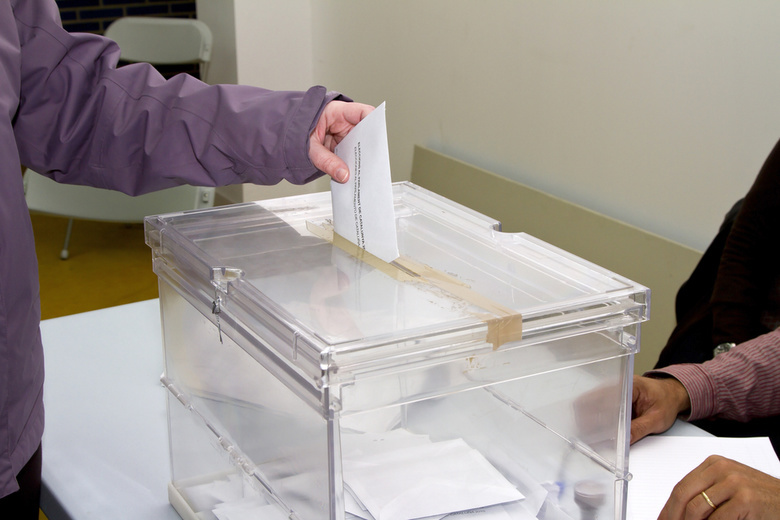 «ЕР» набирает больше всего голосов на выборах в думу Томска