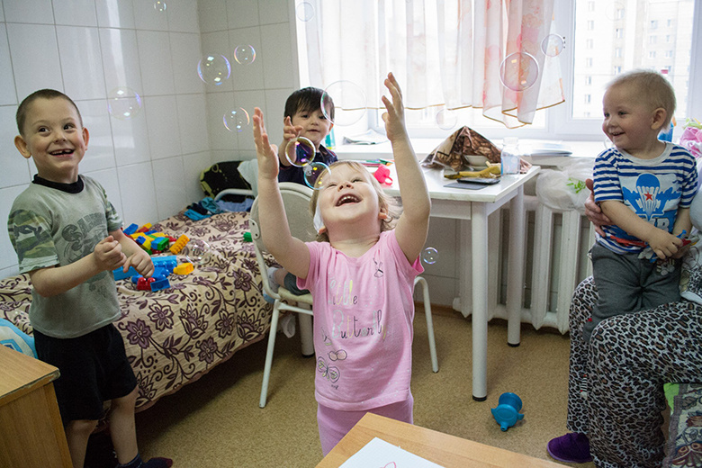 Добрая традиция — помогать детям 